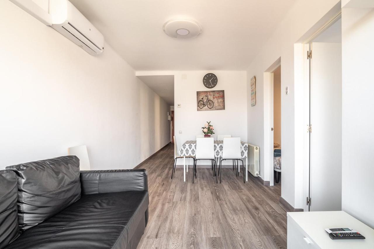 Lovely Apartment Barca 2 산트 아드리아 데 베소스 외부 사진