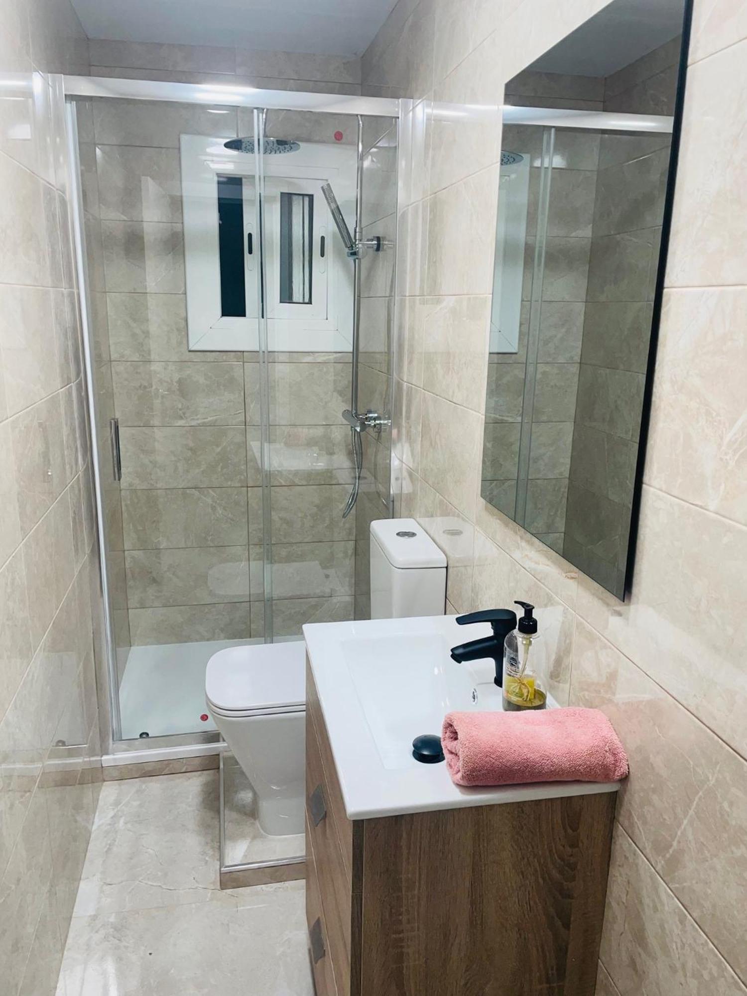 Lovely Apartment Barca 2 산트 아드리아 데 베소스 외부 사진